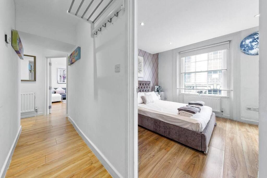 3 Bedroom Apartment In Haymarket Central London Sleep 10 Hy2 Dış mekan fotoğraf