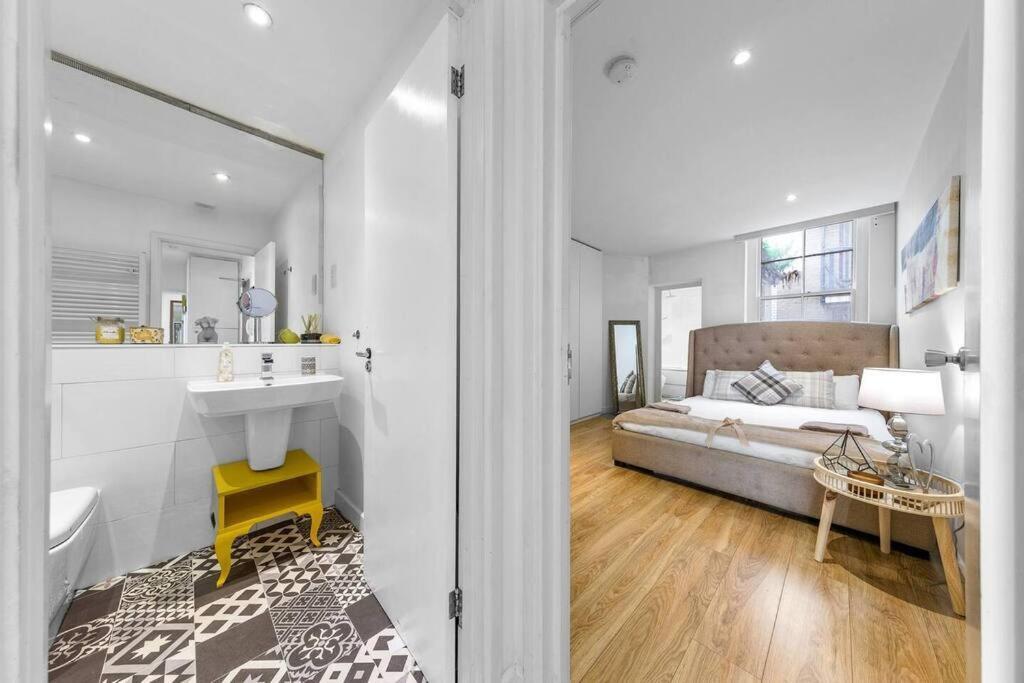 3 Bedroom Apartment In Haymarket Central London Sleep 10 Hy2 Dış mekan fotoğraf